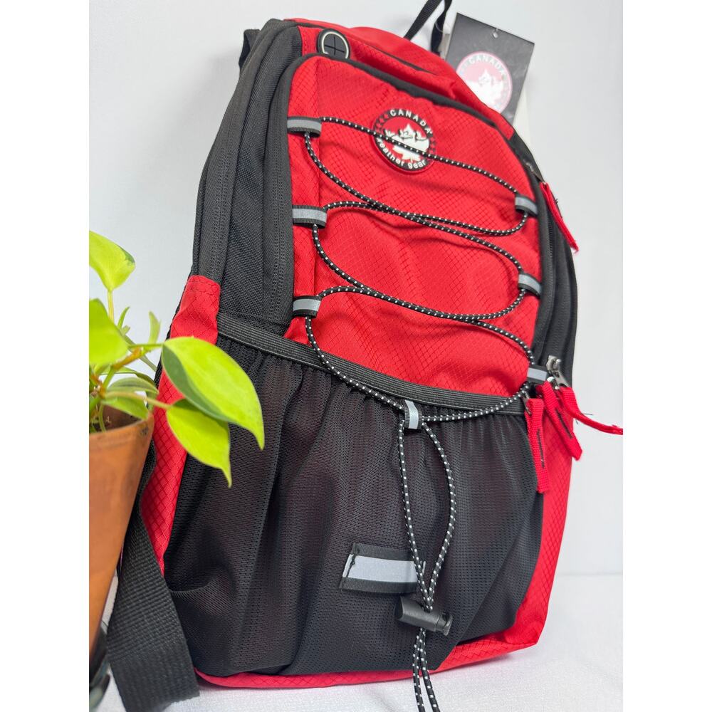 Canada Weather Gear Red Black Hydration Backpack 2L Hiking Gorpcore NWT - Picture 2 of 12